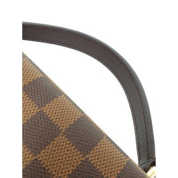Louis Vuitton Damier Croisette Bag - Picture 7 of 8